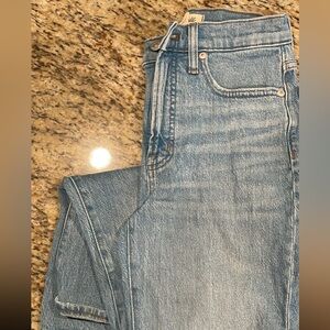 Madewell Straight Leg Jeans - Soft Blue